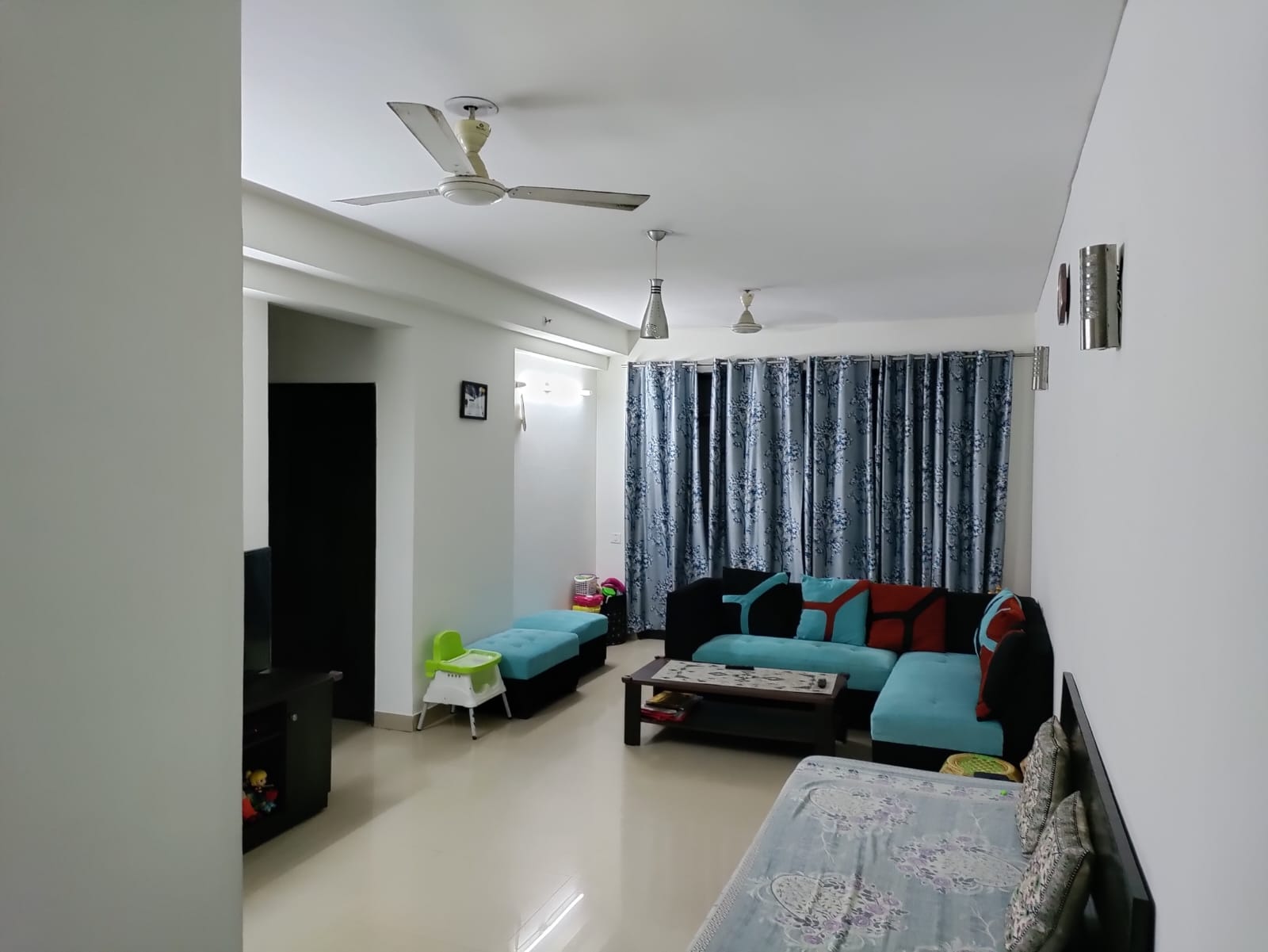 2.5 BHK Apartment For Sale in Gardenia Gateway