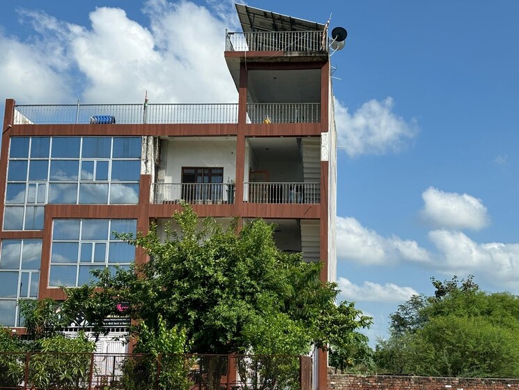 Nearby, sahu-city  1200 Sq.Ft. Plot In Sultanpur Road Lucknow 7969528