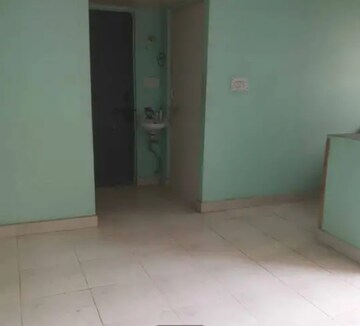 Master Bedroom in 1 BHK Villa at Aliganj – for Rent
