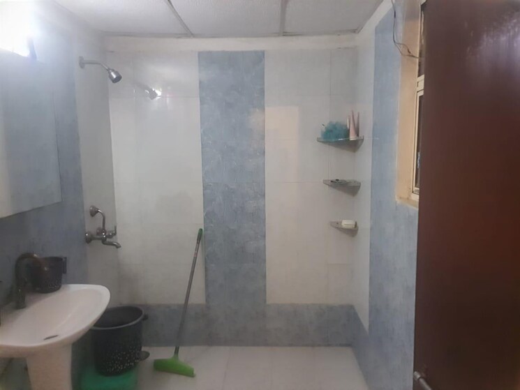 Bathroom, jm-orchid 2.5 Bedroom 1147 Sq.Ft. Apartment In Sector 76 Noida 7969701