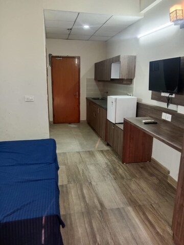 Bedroom in 1 BHK Apartment at Paramount Golfforeste, Zeta I Greater Noida – for Rent