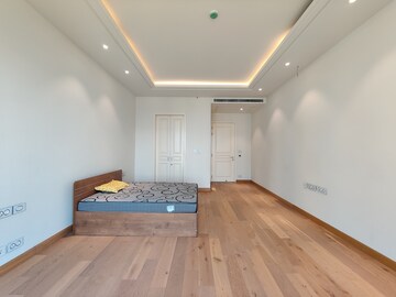 Room in 3 BHK Apartment at Bhartiya Leela Residences, Thanisandra Main Road – for Rent