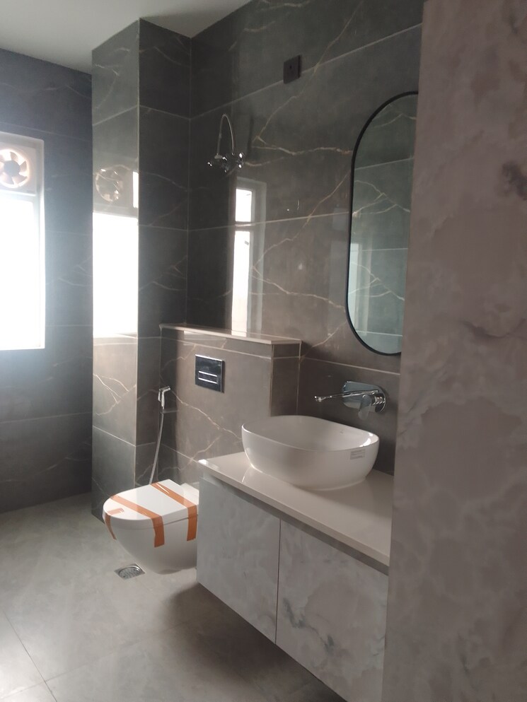 Bathroom, amolik-aster-woods 3 Bedroom 180 Sq.Ft. Builder Floor In Sector 98 Faridabad 7970046