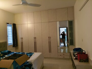Room in 2.5 BHK Apartment at Prestige High Fields, Gachibowli – for Rent