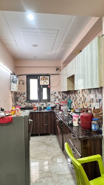 Kitchen in 2.5 BHK Builder Floor at Ansal Sushant Lok I, Sector 43 – for Rent