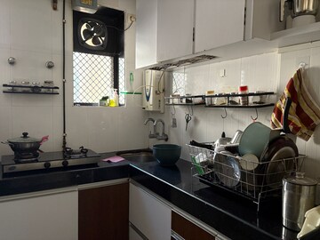 Master Bedroom in 1.5 BHK Apartment at Vasant Apartment Juhu, Juhu – for Rent