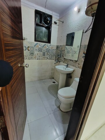 Master Bedroom in 3 BHK Builder Floor at Chattarpur – for Rent