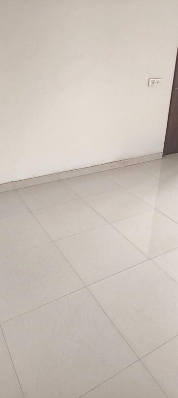Room in 3.5 BHK Apartment at BPTP Park Elite Premium, Sector 84 – for Sale