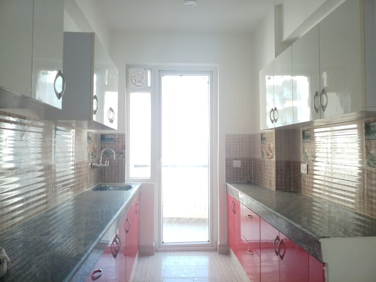 Kitchen, ansal-royal-heritage 3 Bedroom 883 Sq.Ft. Apartment In Sector 70 Faridabad 7970298
