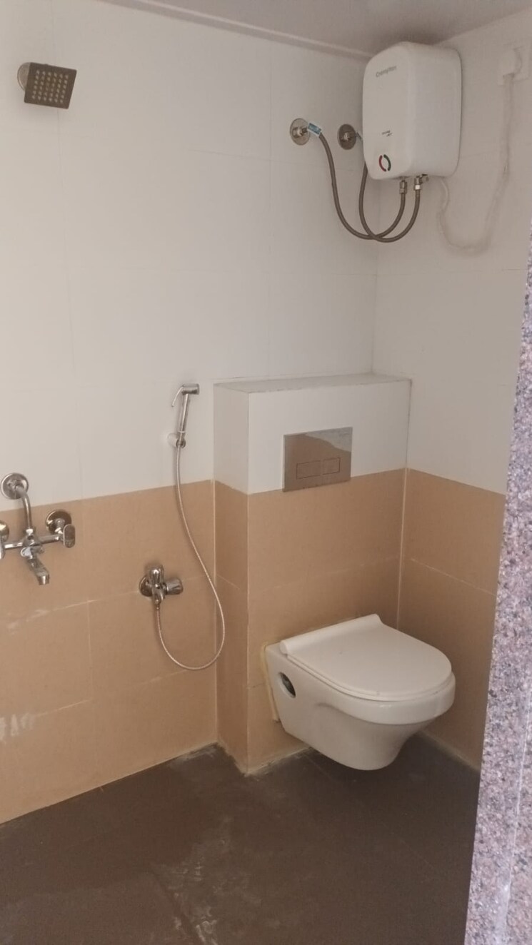 Bathroom, spenta-palazzio 2 Bedroom 670 Sq.Ft. Apartment In Sakinaka Mumbai 7970325