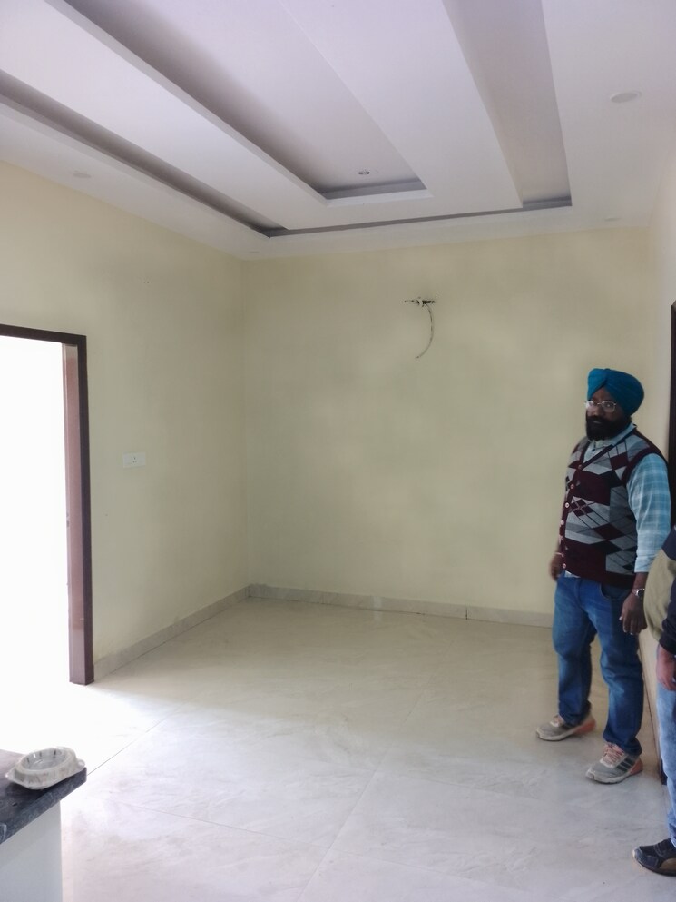 Living Room, sector 115 3 Bedroom 125 Sq.Yd. Apartment In Sector 115 Mohali 7970348