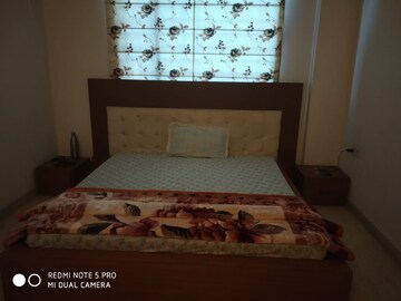 Bedroom in 1.5 BHK Apartment at Malviya Nagar – for Rent