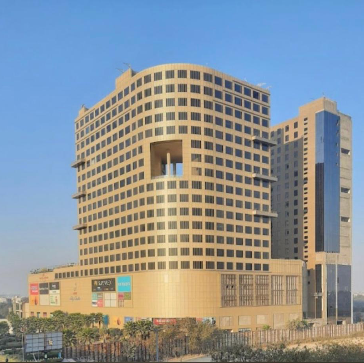 Retail Shop For Sale in Bhutani Experience