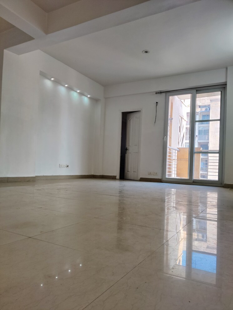 Room, tulip-ivory 4 Bedroom 2400 Sq.Ft. Apartment In Sector 70 Gurgaon 7970493