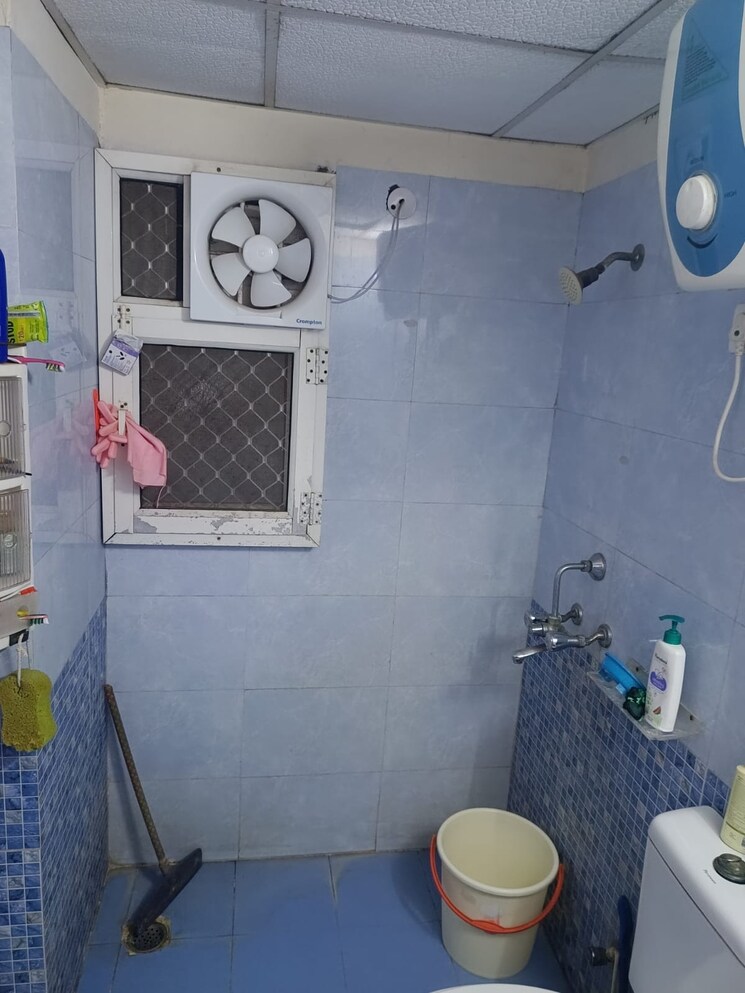 Bathroom, futec-gateway 3 Bedroom 1596 Sq.Ft. Apartment In Sector 75 Noida 7970488