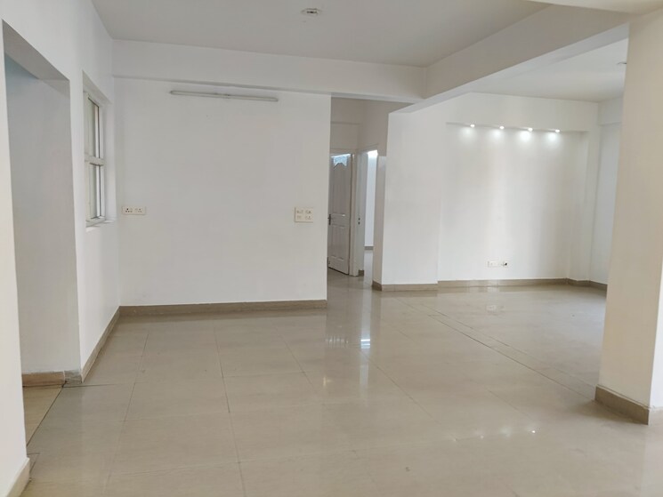 Room, tulip-ivory 4 Bedroom 2400 Sq.Ft. Apartment In Sector 70 Gurgaon 7970541