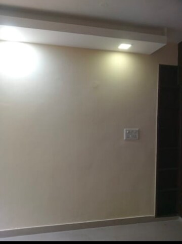 Room in 2 BHK Builder Floor at Chitra Vihar – for Rent