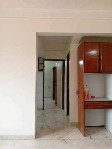 Furnished Amenities in 1 BHK Apartment at Everest Gardens CHS, Ghatkopar East – for Rent
