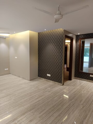 Room in 3 BHK Builder Floor at Sector 19, Dwarka – for Rent