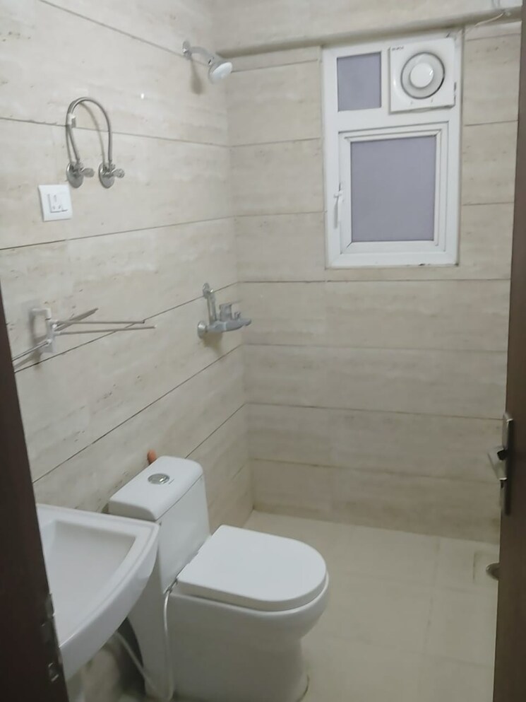 Bathroom, ace-divino 2 Bedroom 754 Sq.Ft. Apartment In Sector 1 Greater Noida Greater Noida 7970744