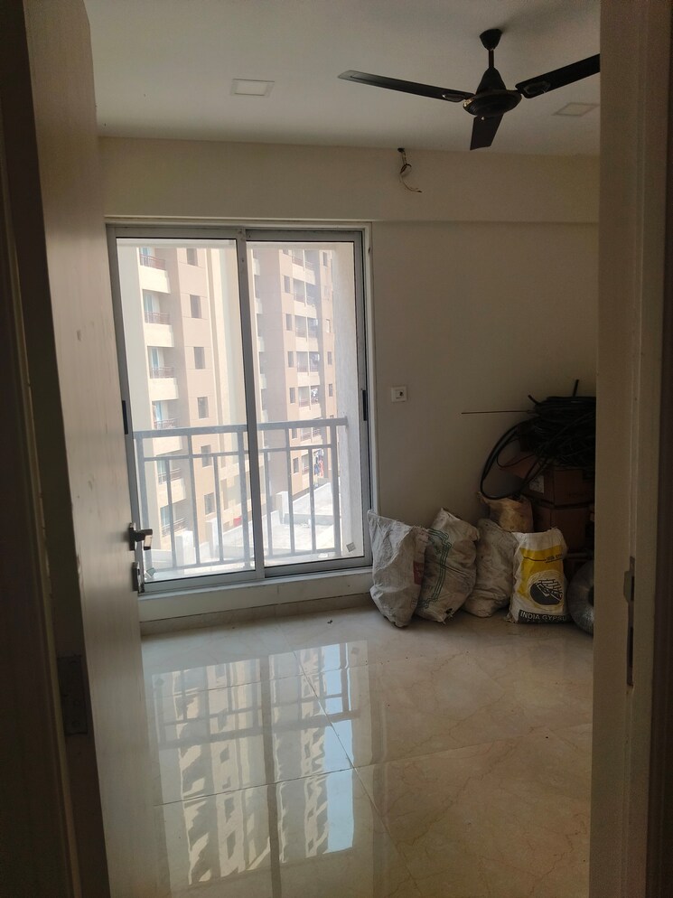 Room, vihang-vermont 2 Bedroom 750 Sq.Ft. Apartment In Ghodbunder Road Thane 7970673