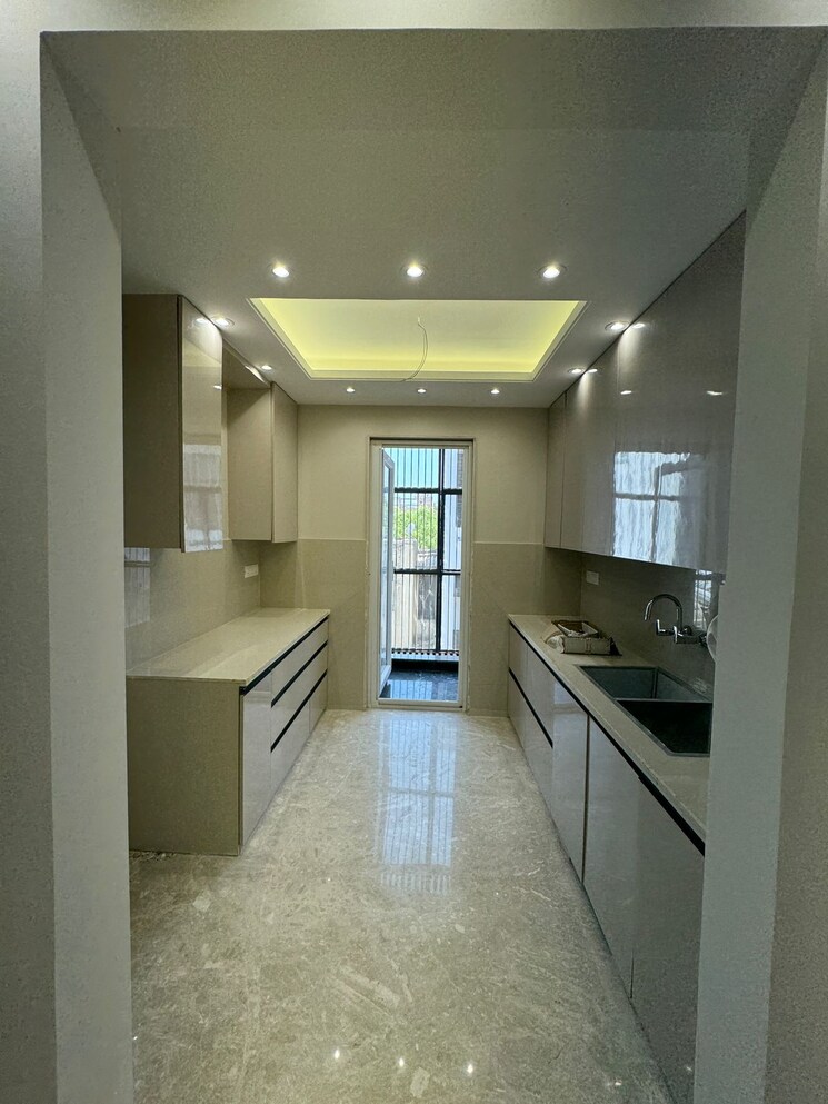 Kitchen, paschim vihar 3 Bedroom 1801 Sq.Ft. Builder Floor In Paschim Vihar Delhi 7970658