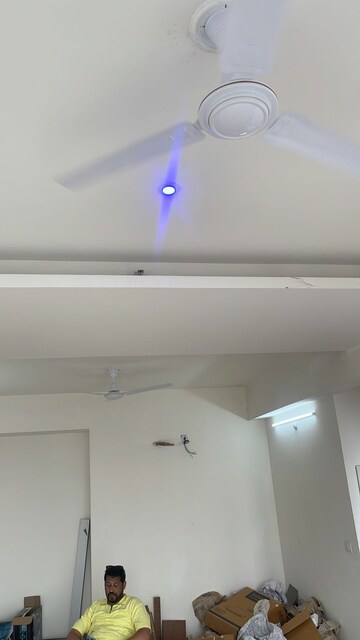 Furnished Amenities in 2 BHK Apartment at Gomti Nagar – for Rent