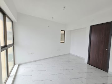 Room in 2 BHK Apartment at Indiabulls One Indiabulls, Pokhran Road No 2 – for Rent