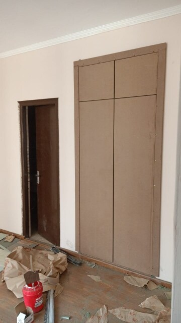 Furnished Amenities in 2 BHK Apartment at Amrapali Golf Homes, Sector 4, Greater Noida – for Rent