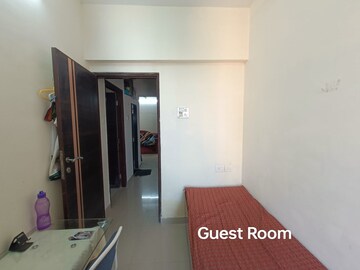 Room in 1.5 BHK Apartment at Kishor Sukur Enclave A, Ghodbunder Road – for Rent