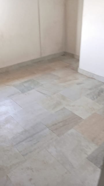 Room in 3 BHK Apartment at Hatia – for Rent