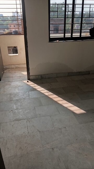 Room in 3 BHK Apartment at Hatia – for Rent