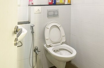 Bathroom in  Pg at Thane West – for Rent
