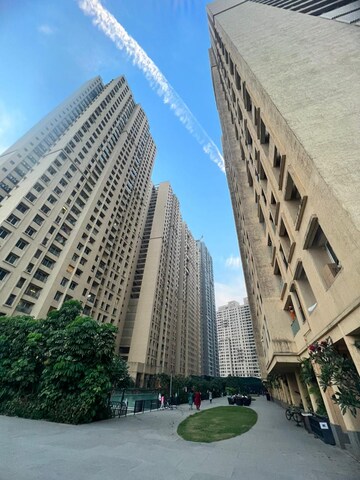  Pg – Entrance View at Thane West - for Rent