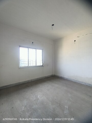 Master Bedroom in 3 BHK Apartment at Mukundapur – for Sale
