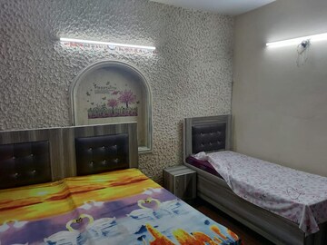 Bedroom in 3 BHK Builder Floor at Sewa Corporate Park, Sector 25 – for Rent