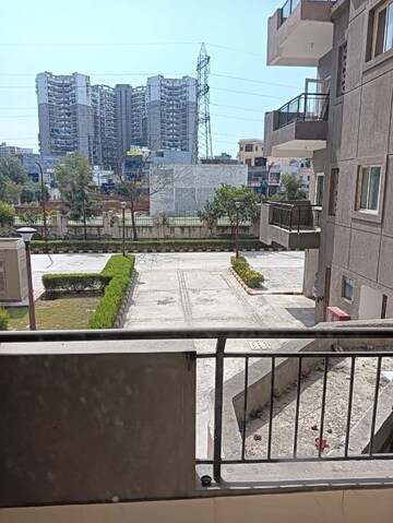 2.5 BHK Apartment For Rent in AWHO Shanti Vihar, Sector 95