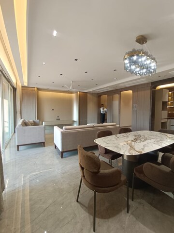 Master Bedroom in 2 BHK Apartment at Naupada – for Rent