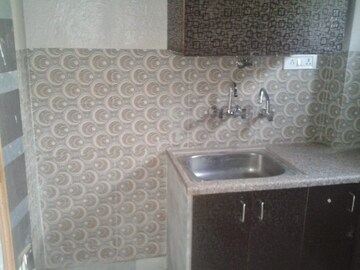 Bathroom in 1 BHK Builder Floor at Ramesh Nagar – for Rent