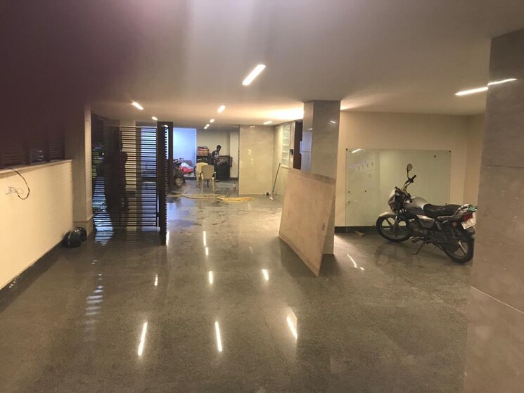 Living Room, dlf-queens-court 4 Bedroom 2700 Sq.Ft. Apartment In Greater Kailash ii Delhi 7971087