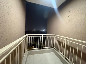  3.5 BHK Apartment at Emaar Palm Gardens, Sector 83 – for Rent