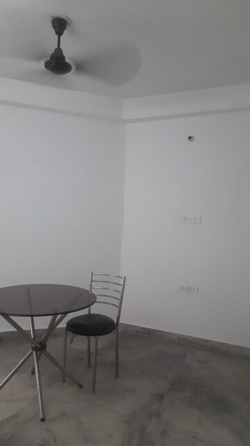 Room in 2 BHK Apartment at Sector 19, Dwarka – for Rent