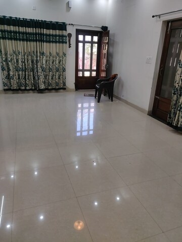 Room in 3 BHK Builder Floor at Sahastradhara Road – for Sale