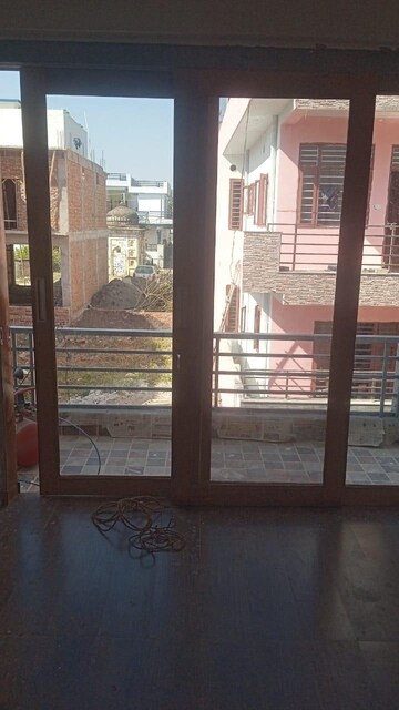 Room in 3 BHK Villa at Malsi – for Sale