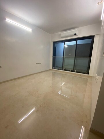 Room in 2 BHK Apartment at Dosti Eastern Bay, Wadala – for Sale
