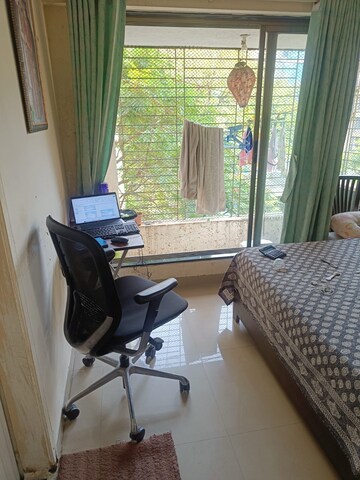 Master Bedroom in 1 BHK Apartment at Sindhi Society, Chembur – for Rent