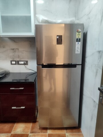 Furnished Amenities in 4 BHK Builder Floor at Sector 26a – for Rent