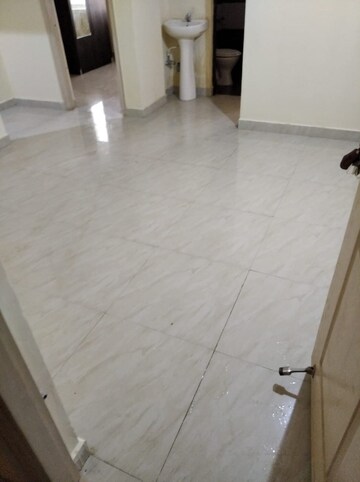 Room in 2 BHK Apartment at Doddanekkundi – for Rent