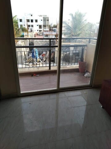 Room in 2 BHK Apartment at Doddanekkundi – for Rent