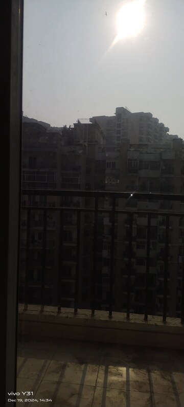 Master Bedroom in 2 BHK Apartment at Geotech Pristine Avenue, Sector 16c Greater Noida – for Rent